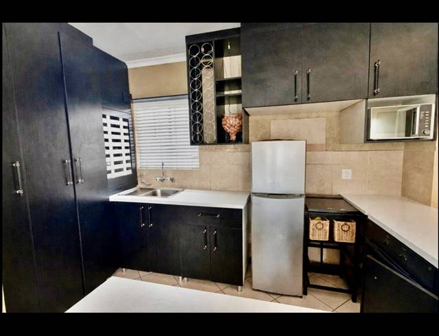 3 BEDROOM TOWNHOUSE FOR SALE IN EQUESTRIA